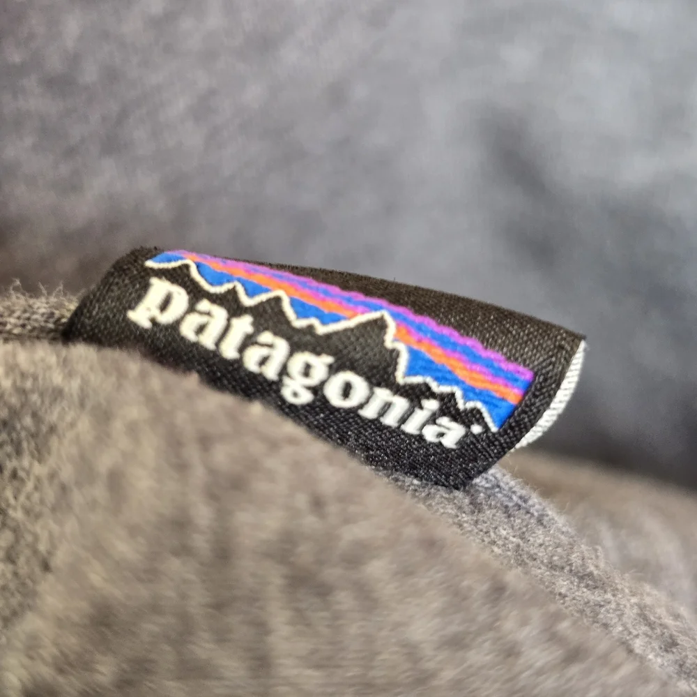 Patagonia Flying Fish Ahnya Full-Zip Hoodie Grey Size Medium 39560 FA18 - Picture 8 of 11